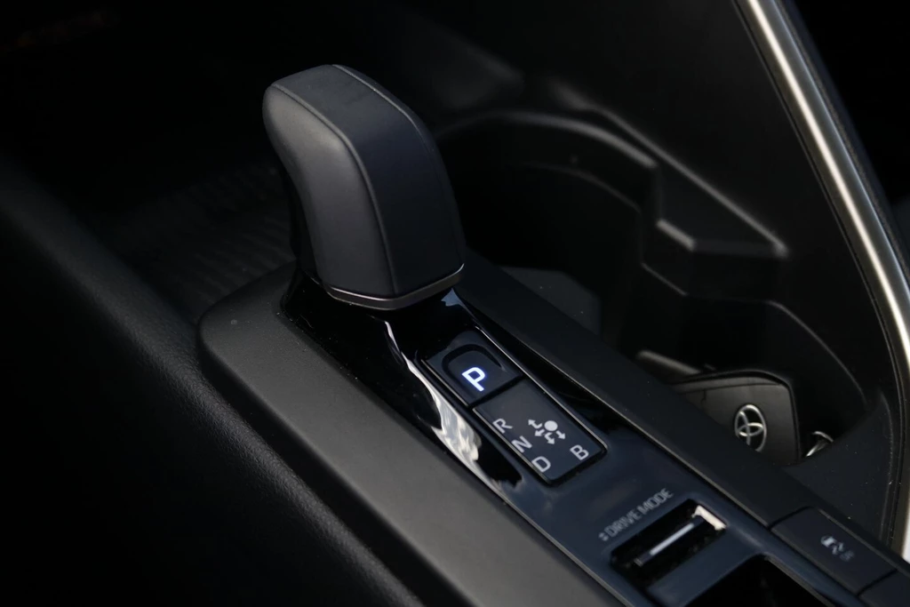 Toyota C-HR – foto 19