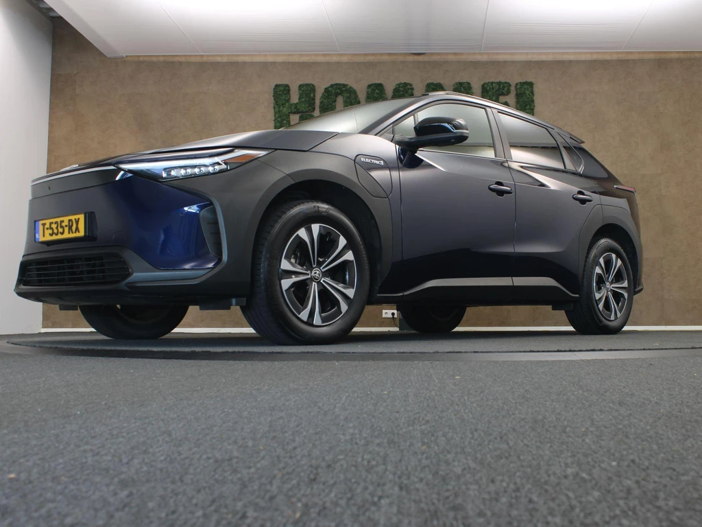 Toyota bZ4X – foto 2