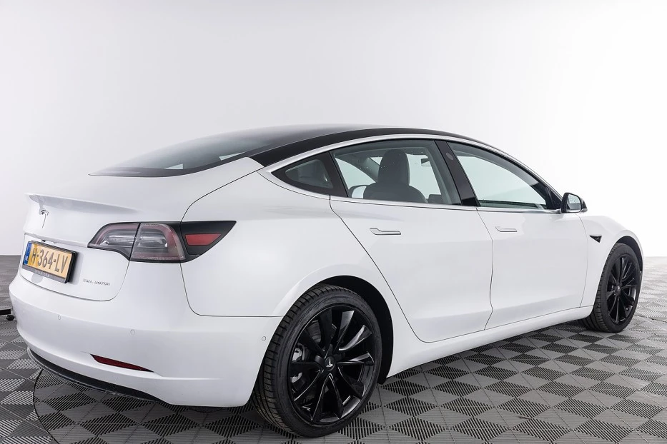 Tesla Model 3 – foto 3