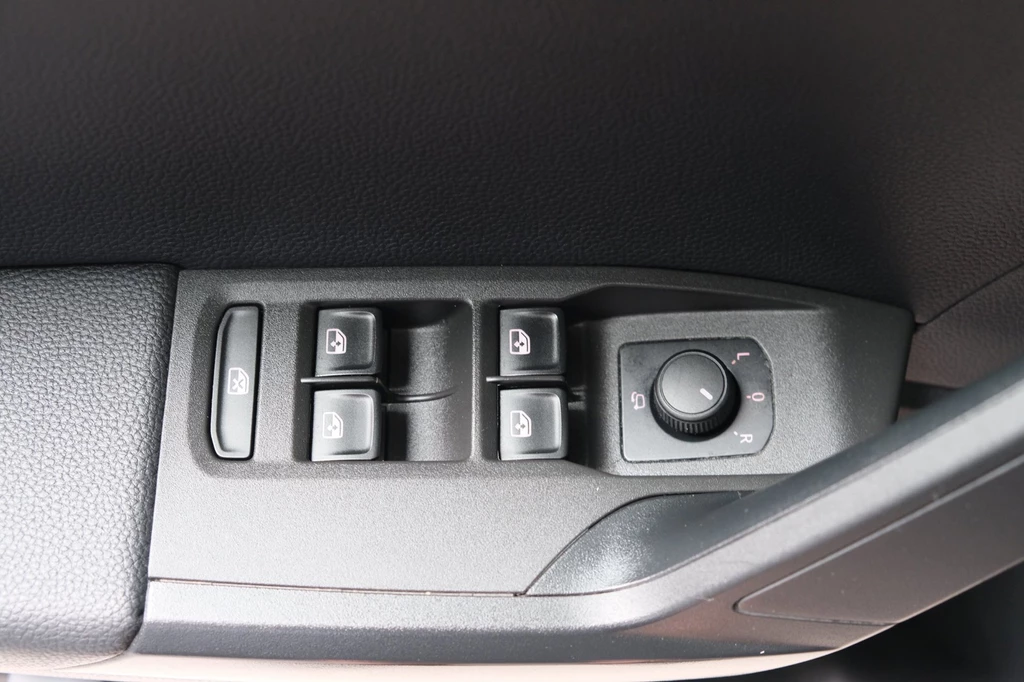 SEAT Arona – foto 11