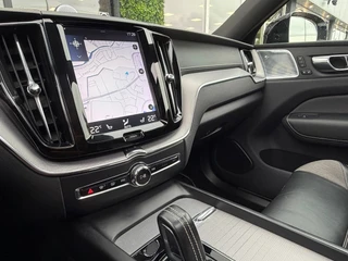 Volvo XC60 – thumbnail 3