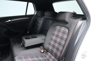 Volkswagen Golf – thumbnail 21