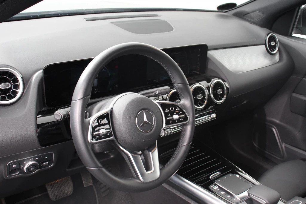 Mercedes-Benz GLA – foto 12