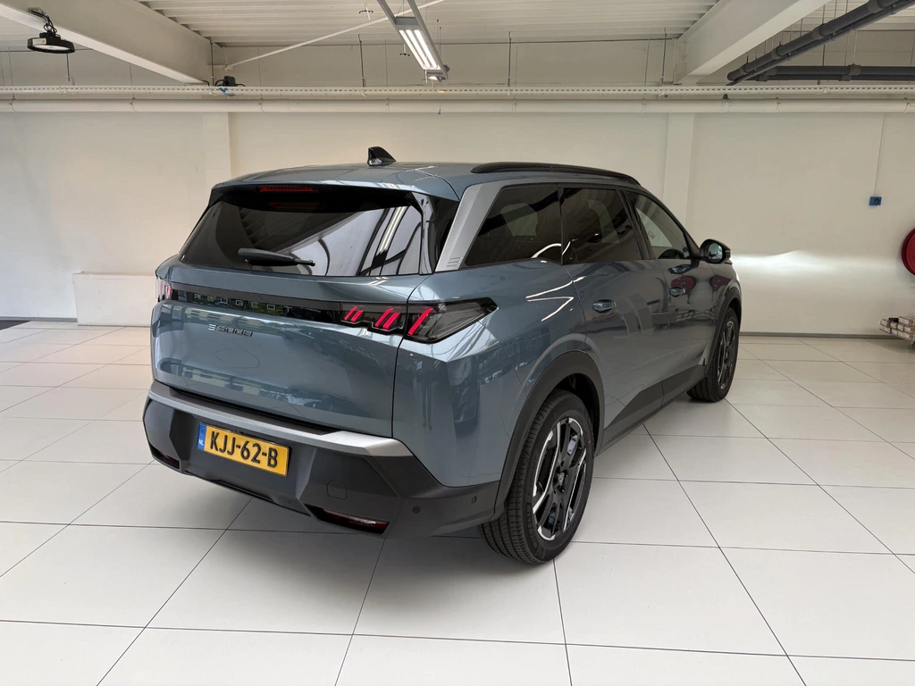 Peugeot e-5008 – foto 5