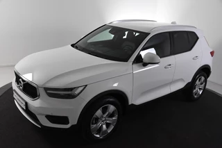 Volvo XC40 – thumbnail 2