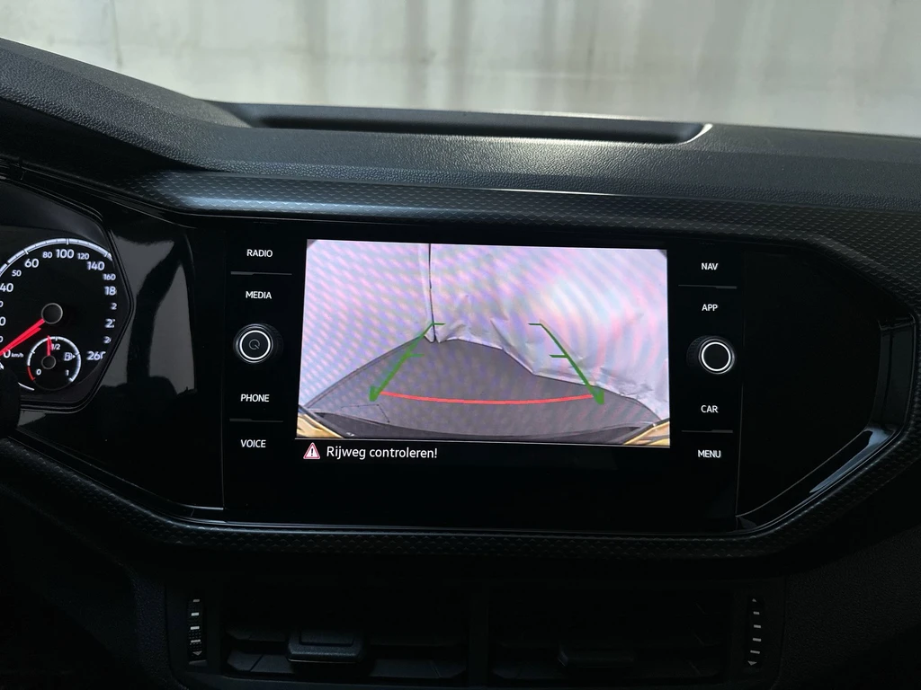 Volkswagen T-Cross – foto 12