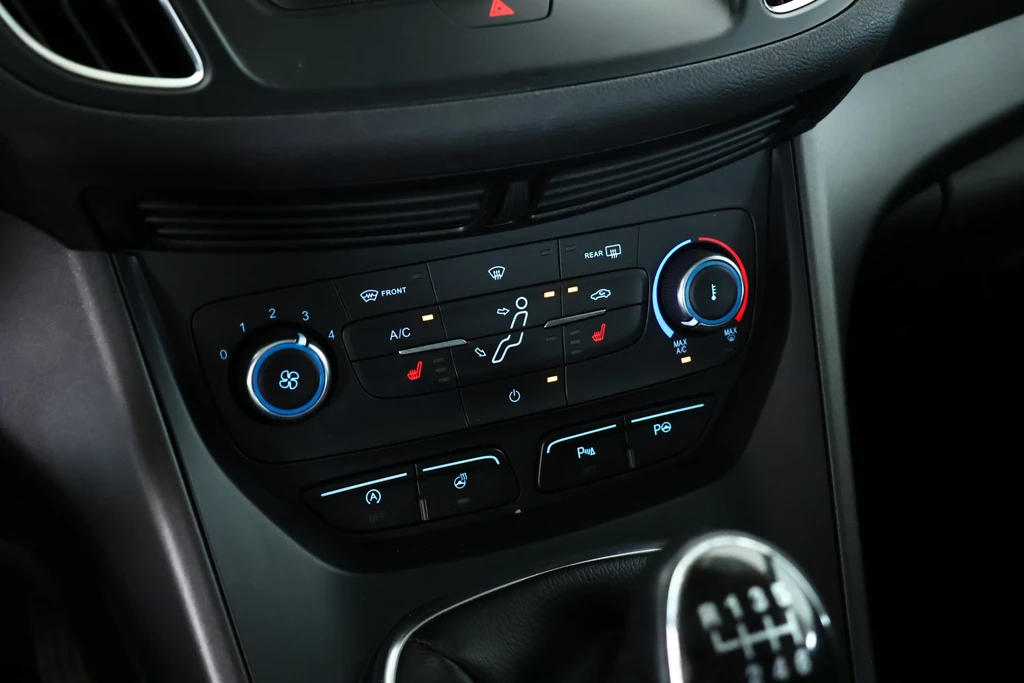 Ford C-MAX – foto 18