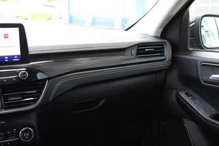 Ford Kuga – thumbnail 17