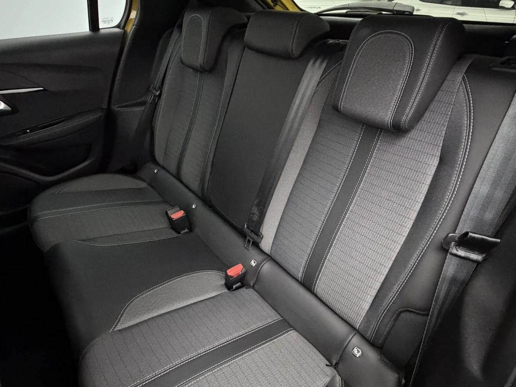 Peugeot 208 – foto 24
