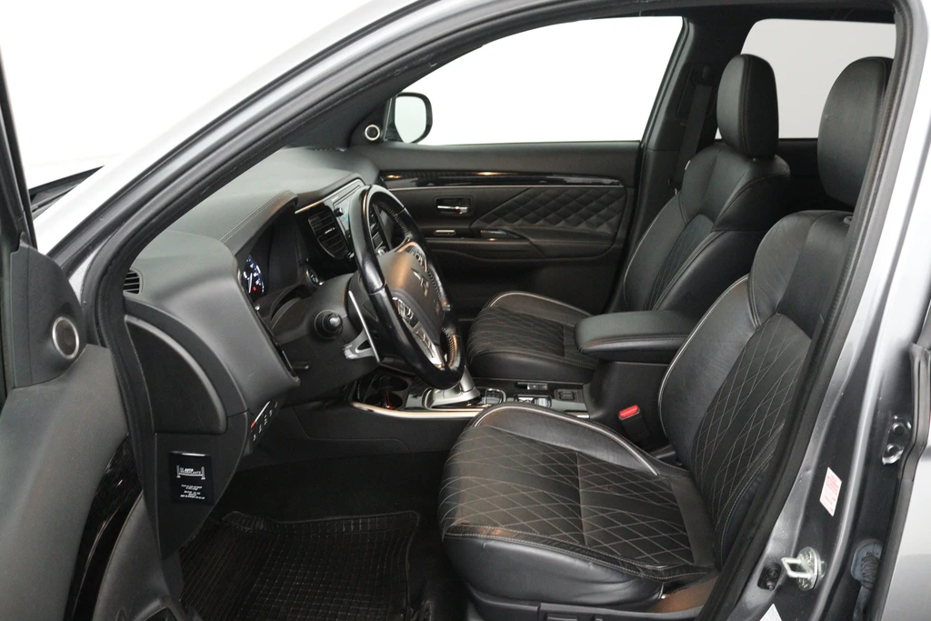 Mitsubishi Outlander – foto 23
