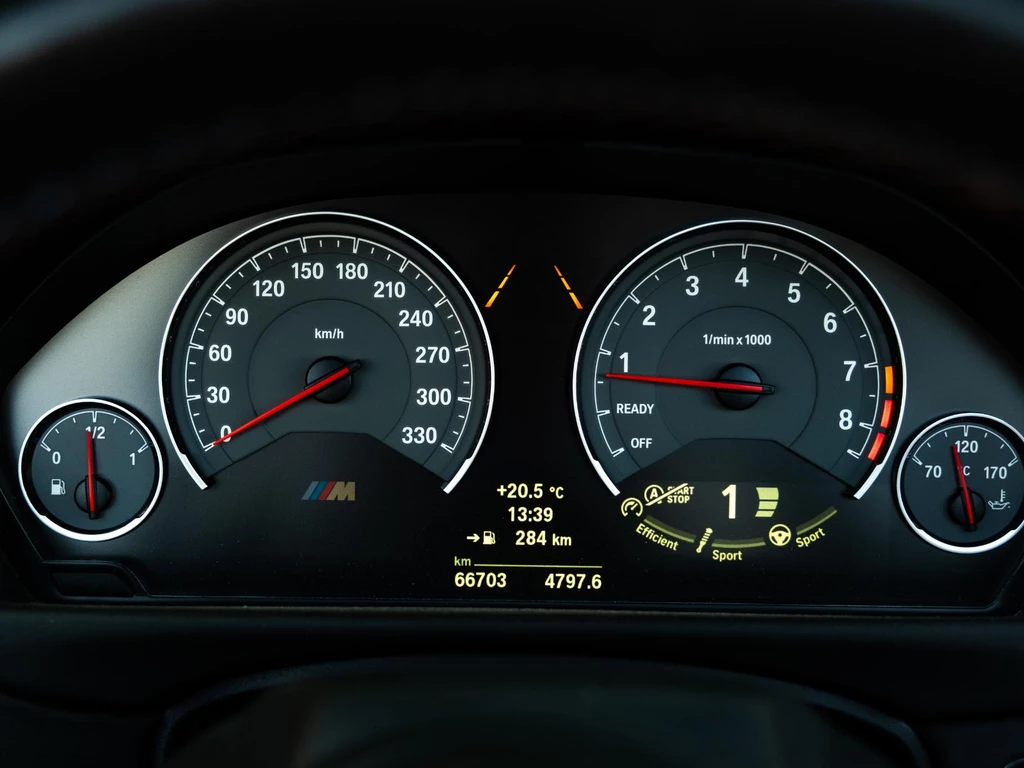 BMW M4 – foto 25