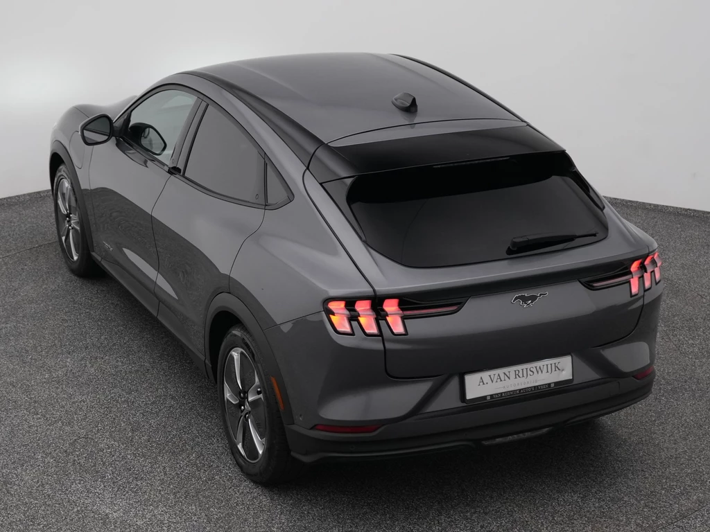 Ford Mustang Mach-E – foto 6