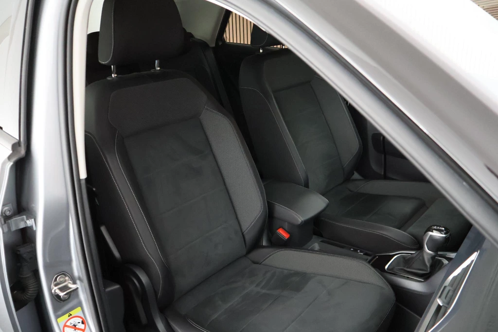 Volkswagen T-Roc – foto 7