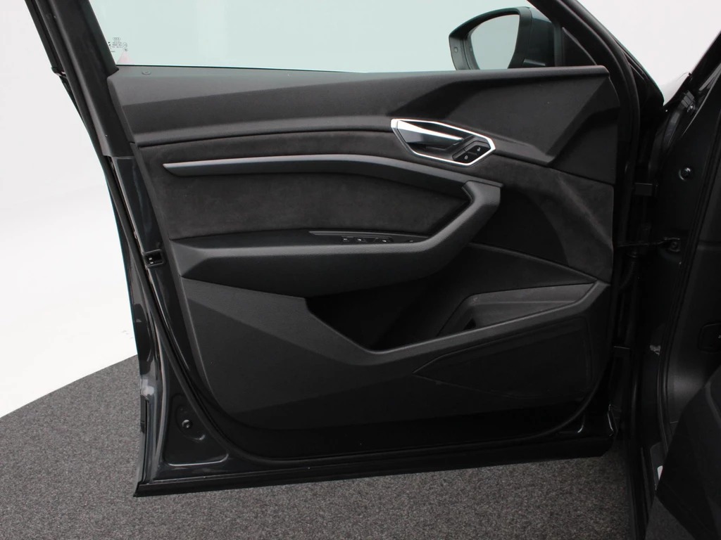 Audi e-tron – foto 20