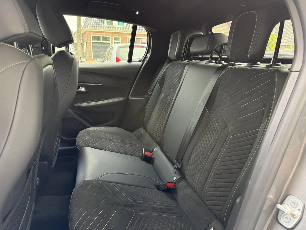 Peugeot 208 – foto 14