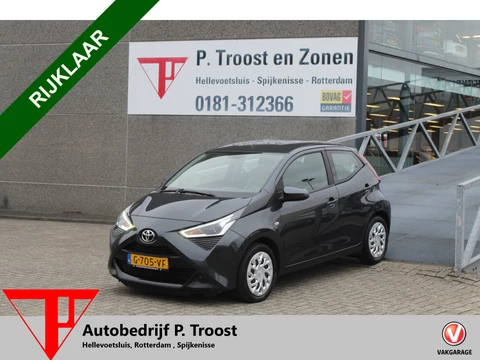 Toyota Aygo 1.0 VVT-i x-play 1ste Eigenaar/Achteruitrijcamera/App connect/Airco/Orig. NL auto/Begrenzer