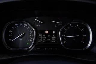 Opel Vivaro – thumbnail 23