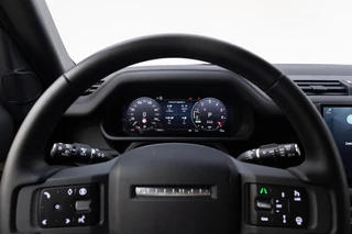 Land Rover Defender – thumbnail 22