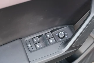 SEAT Leon – thumbnail 28