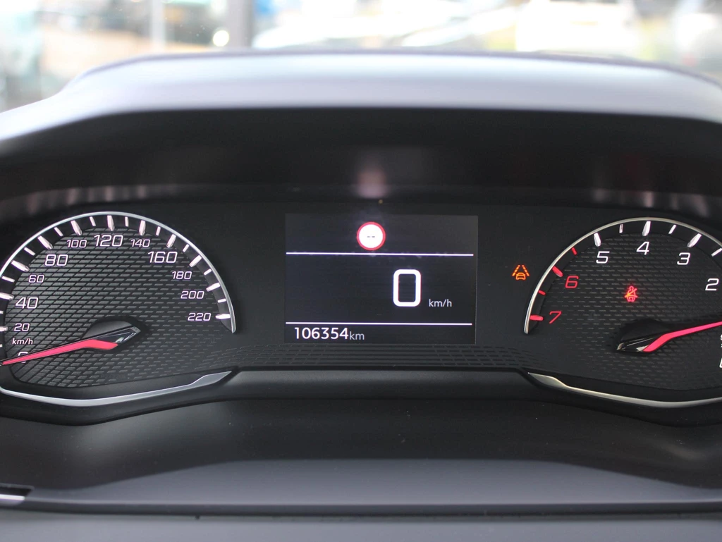 Peugeot 208 – foto 15