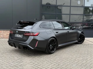 BMW M5 – thumbnail 11