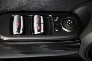 MINI Cooper Cabrio – thumbnail 33