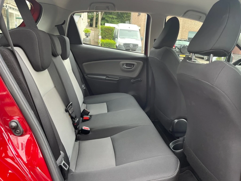 Toyota Yaris – foto 13