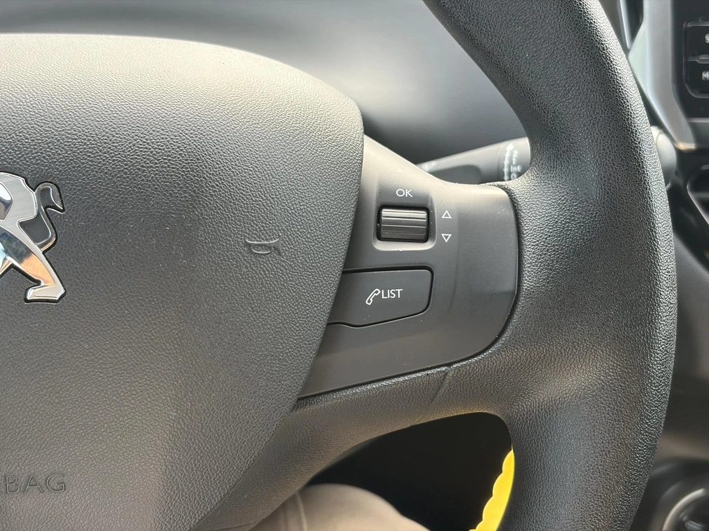 Peugeot 208 – foto 22