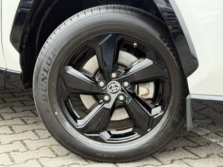 Toyota RAV4 – thumbnail 9