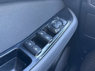 Ford S-Max – thumbnail 18