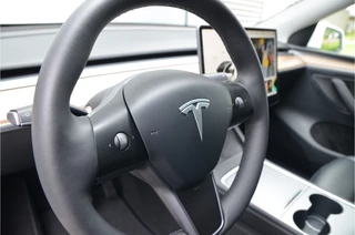 Tesla Model Y – thumbnail 16