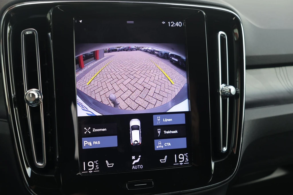 Volvo XC40 – foto 31