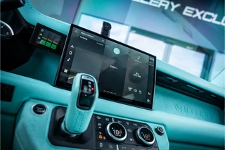 Land Rover Defender – thumbnail 16