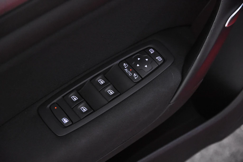 Renault Megane E-Tech – foto 31