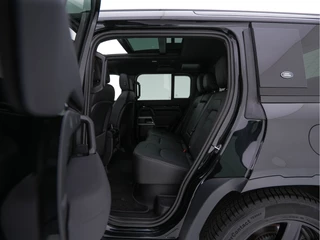 Land Rover Defender – thumbnail 10