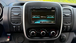 Renault Trafic – thumbnail 23