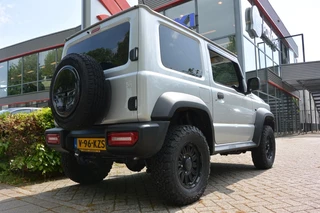 Suzuki Jimny – thumbnail 9