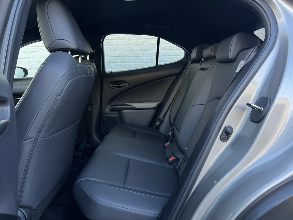 Lexus UX – foto 29