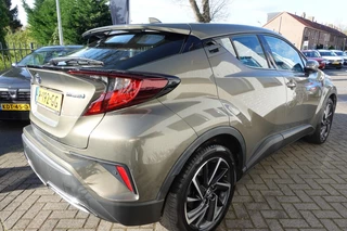 Toyota C-HR – thumbnail 6