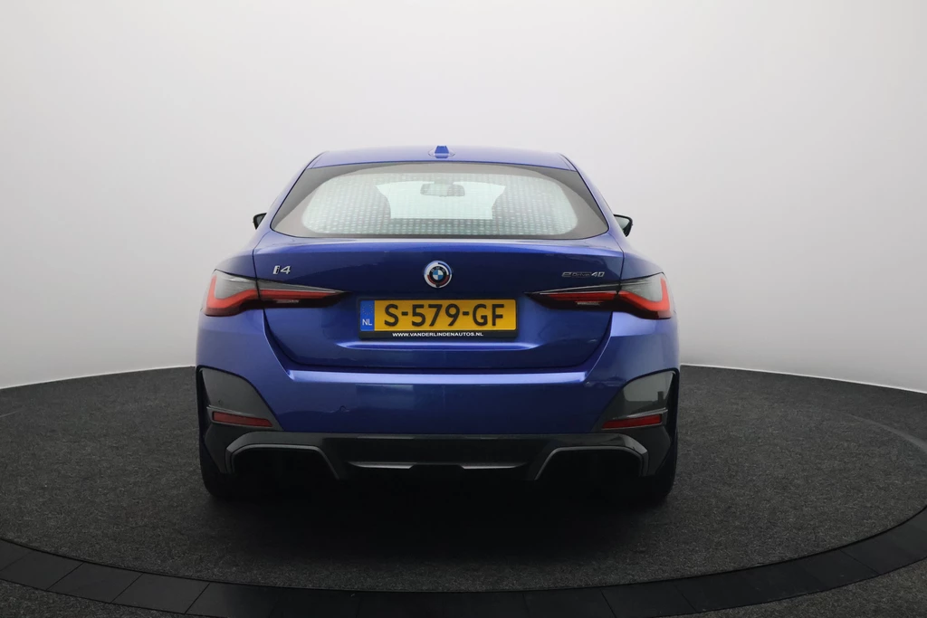 BMW i4 – foto 3