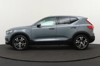 Volvo XC40 – thumbnail 2