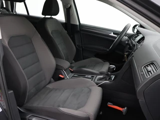 Volkswagen Golf – thumbnail 13