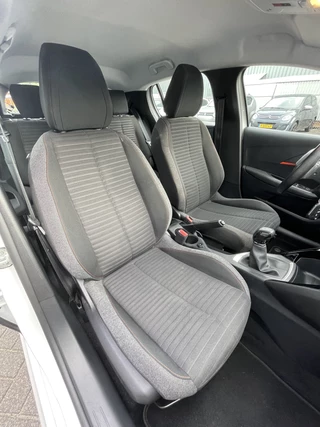 Peugeot 208 – thumbnail 10