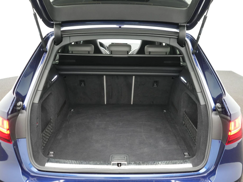 Audi RS4 – foto 53