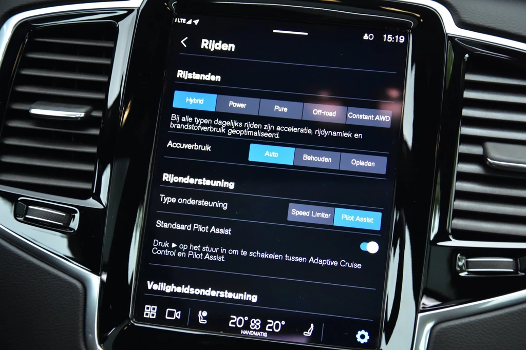 Volvo XC90 – foto 18
