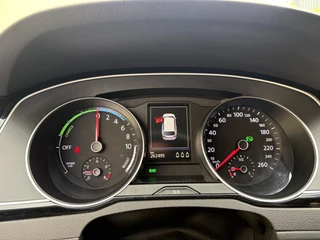 Volkswagen Passat – thumbnail 20