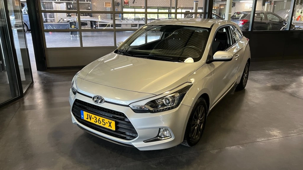 Hyundai i20 – foto 1