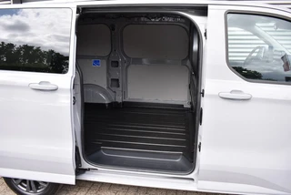 Ford Transit Custom – thumbnail 8