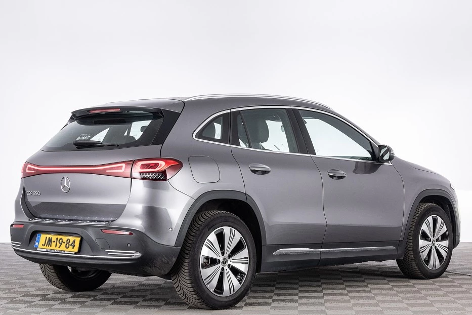 Mercedes-Benz EQA – foto 6