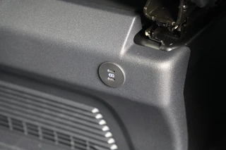 Ford Transit Custom – thumbnail 40